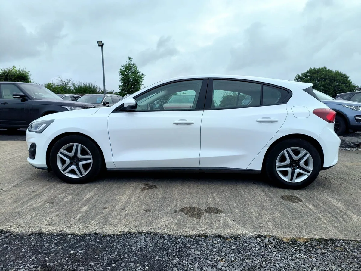 2022 Ford Focus 1.5d EcoBlue Trend Automatic - Image 3