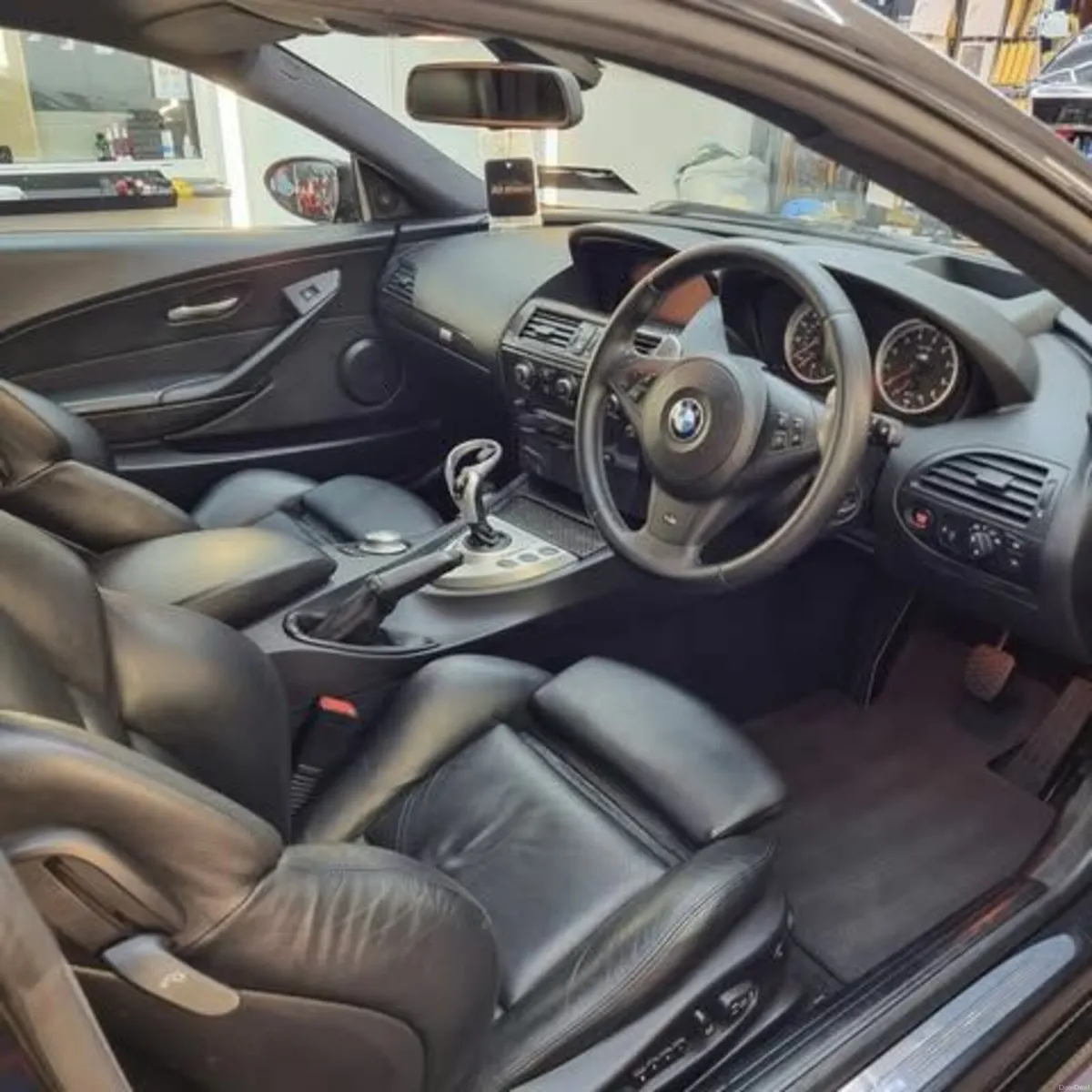 BMW M6 2006 - Image 3