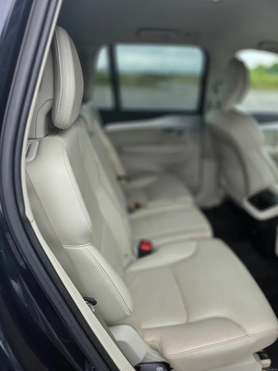 Volvo XC90 2019 - Image 3