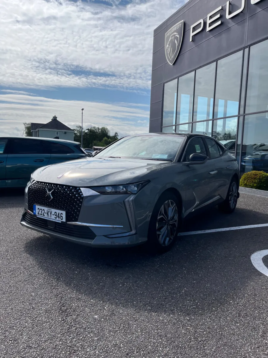 DS Automobiles DS 4 2023 - Image 2