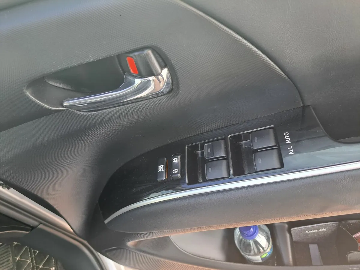 Toyota Estima 2016 - Image 1