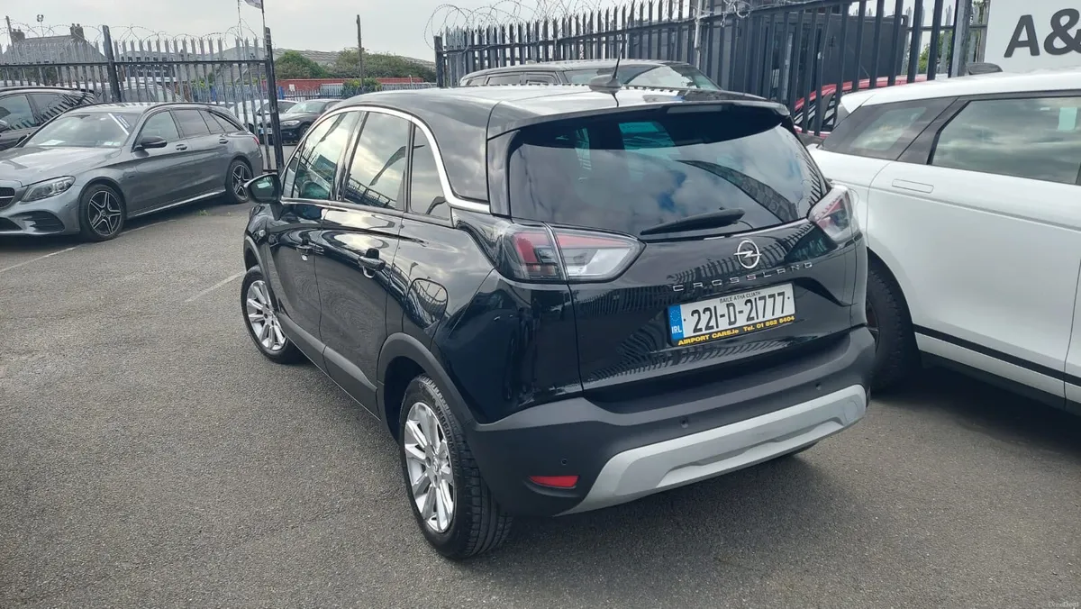 2022 Opel Crossland  1.5 Diesel Elite - Image 4