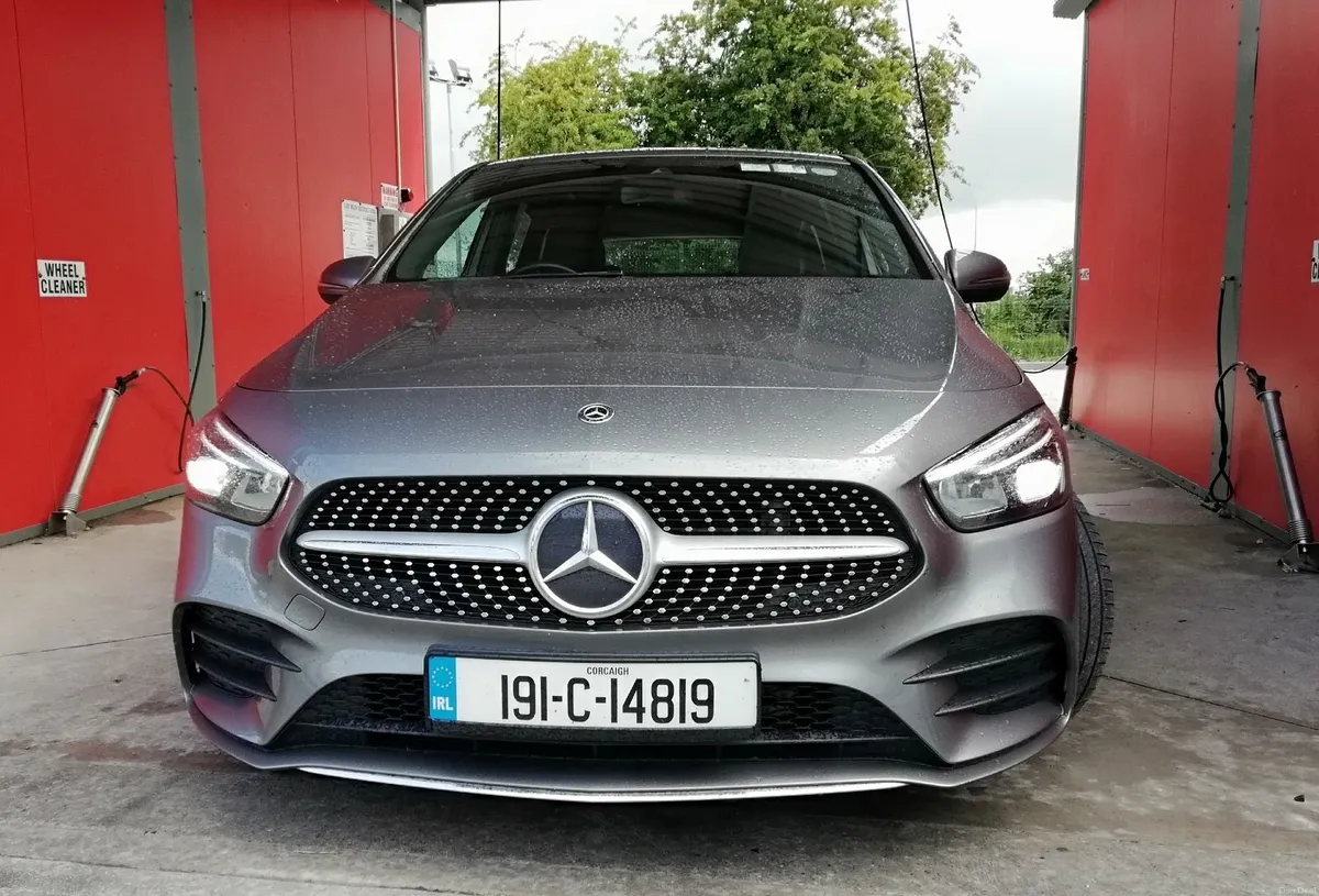Mercedes-Benz B180*AMG*LOW KM*NCT05/27*NEW SERVICE - Image 3