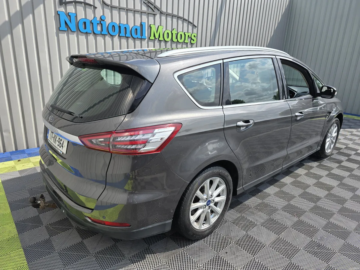 2017 Ford S-Max 2.0D Titanium TDCi 7 Seater - Image 3