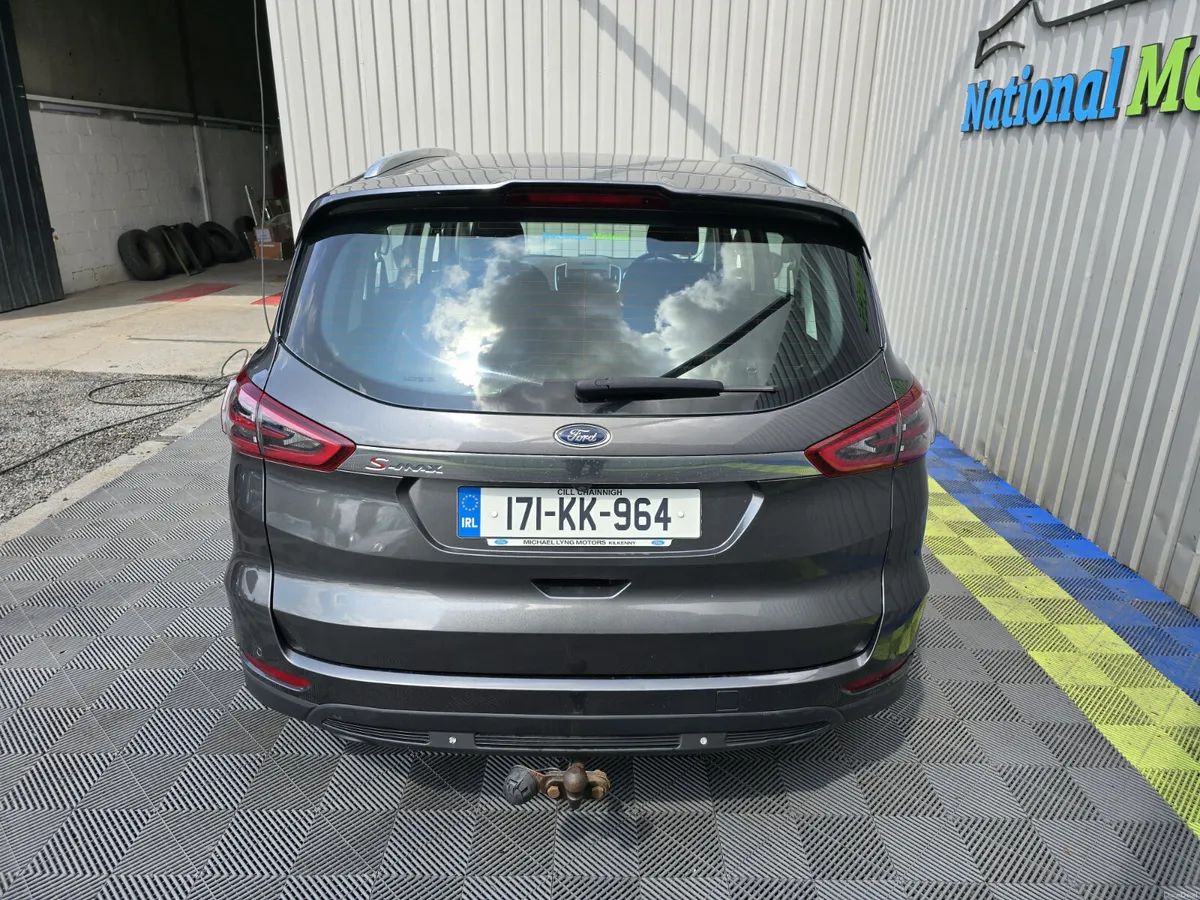 2017 Ford S-Max 2.0D Titanium TDCi 7 Seater - Image 4