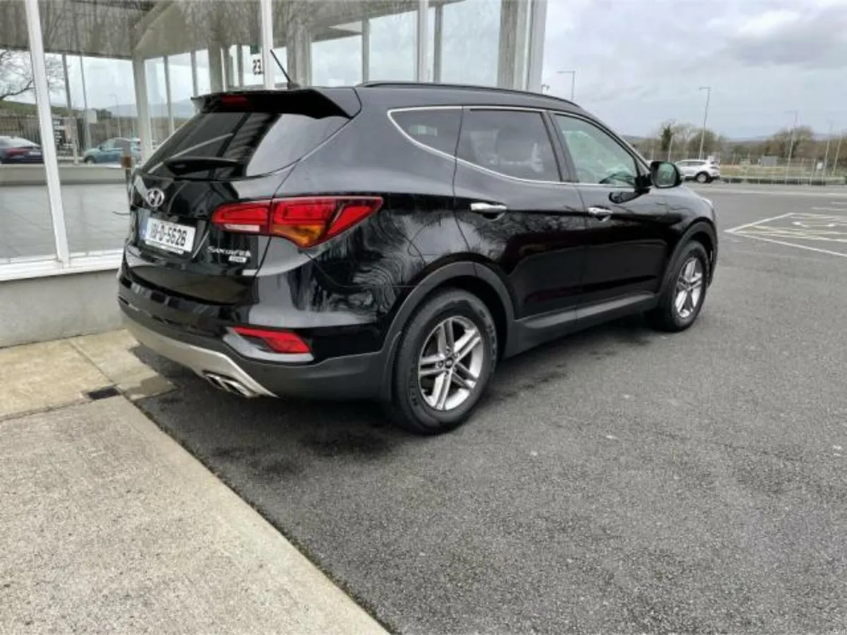 Hyundai Santa Fe 2WD EXECUTIVE AUTOMATIC 5DR AU - Image 3