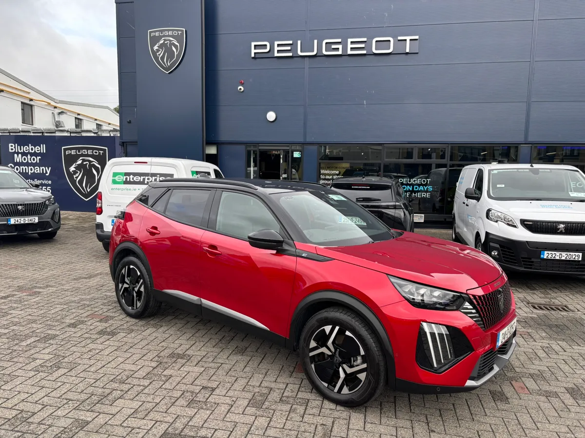 2024 Peugeot 2008 eGT - Image 2