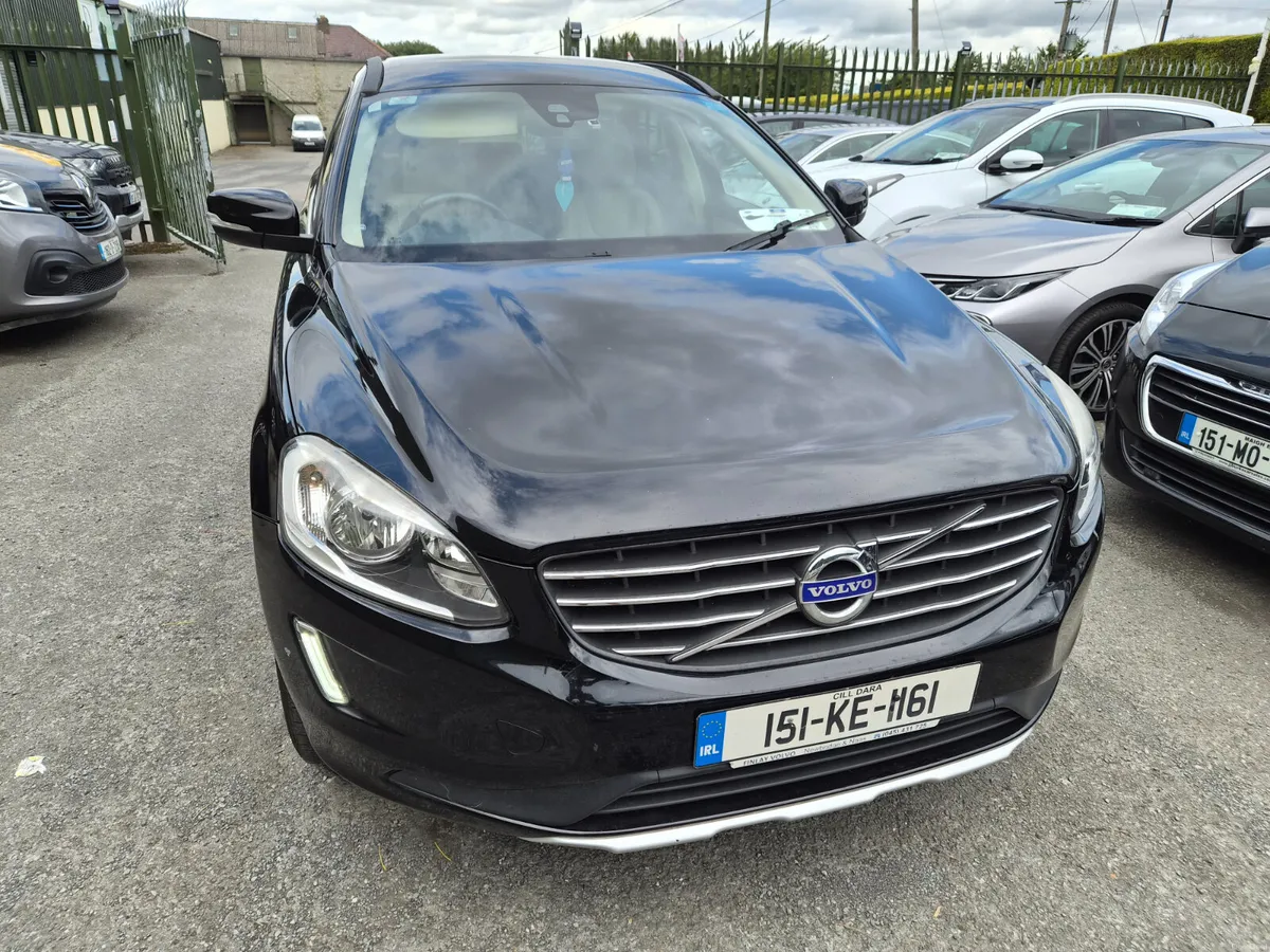 Volvo XC60 2015 SE Leather heated seats - Image 2