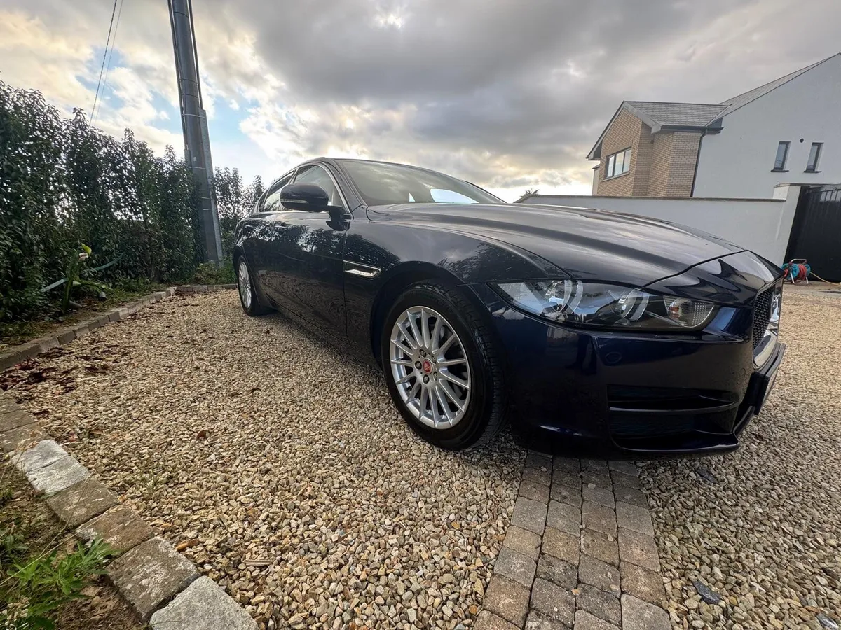 2017 Jaguar XE Auto Leather, 117kkm, Irish 1 Owner - Image 2