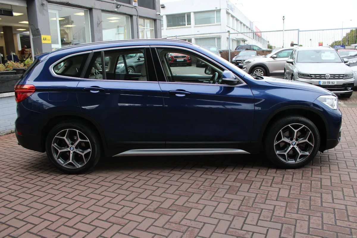 BMW X1 S-DRIVE 18D X LINE 5DR ESTATE PAN-ROOF - Image 3