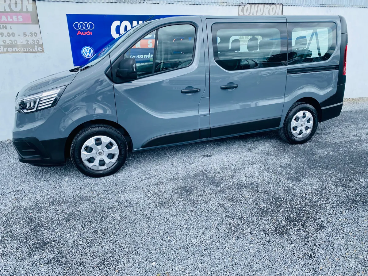 2023 RENAULT TRAFFIC 2.0 DCI 9 SEATER SL28 BUSINES - Image 3