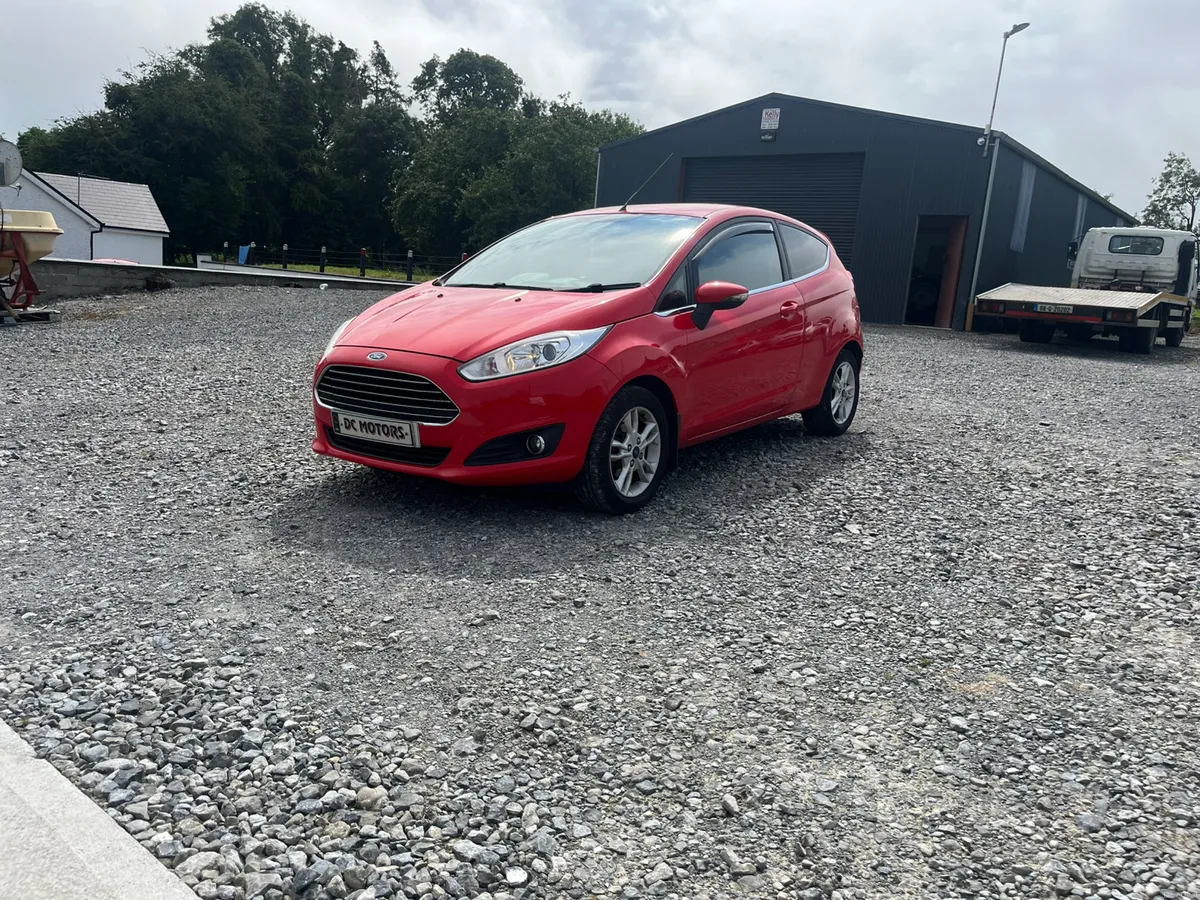 2015 Ford  fiesta 1.2 petrol Zetec - Image 3