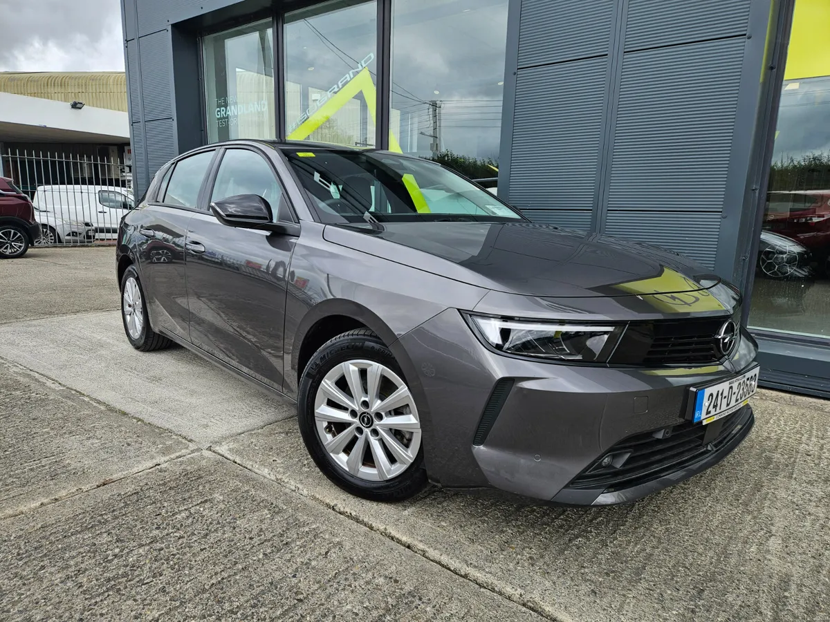 Opel Astra 1.5 Diesel Auto - Image 1