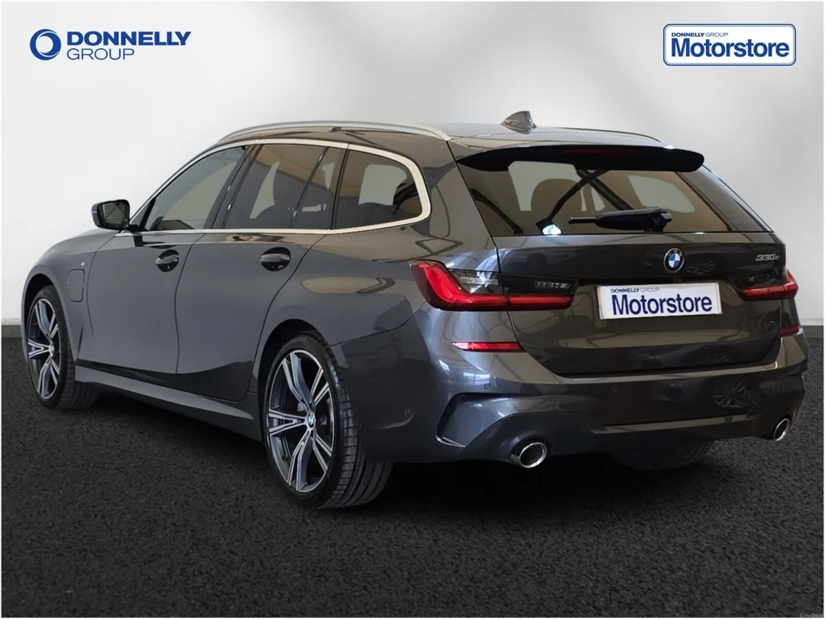 BMW 3 Series Touring M Sport - Image 2