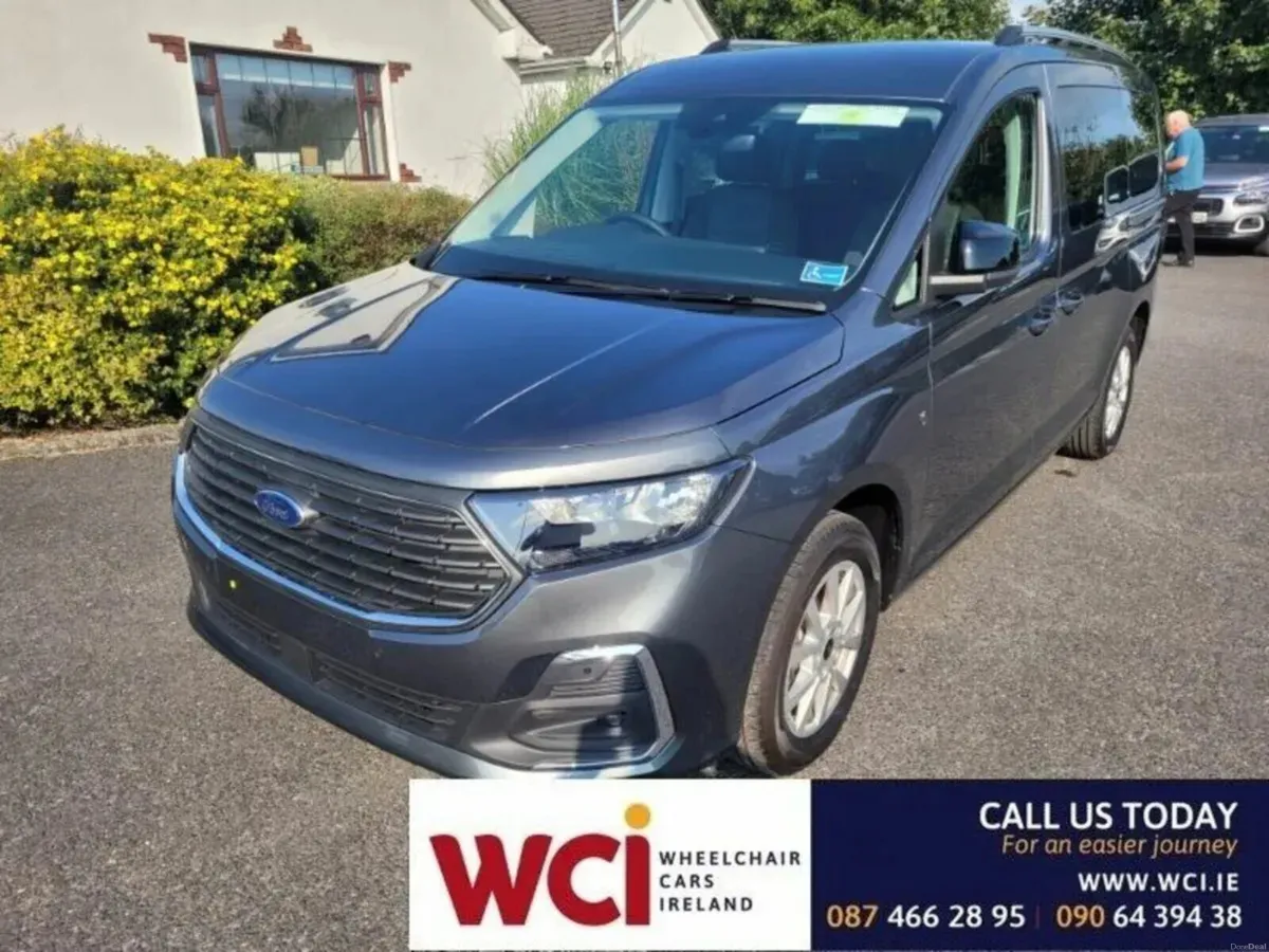 Wheelchair Accessible Ford Tourneo Connect - Image 2
