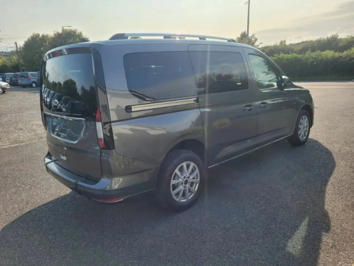 Wheelchair Accessible Ford Tourneo Connect - Image 5
