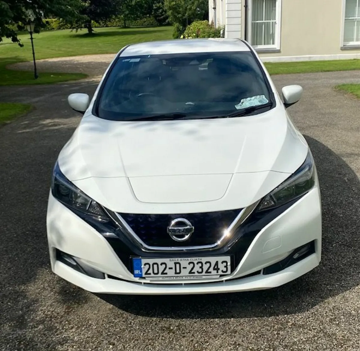 Nissan Leaf 40kwh SVE Full Electric - Image 1