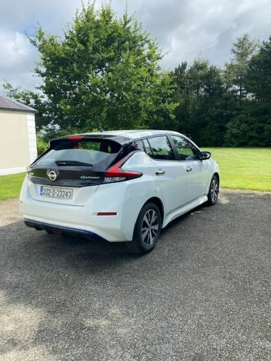 Nissan Leaf 40kwh SVE Full Electric - Image 2