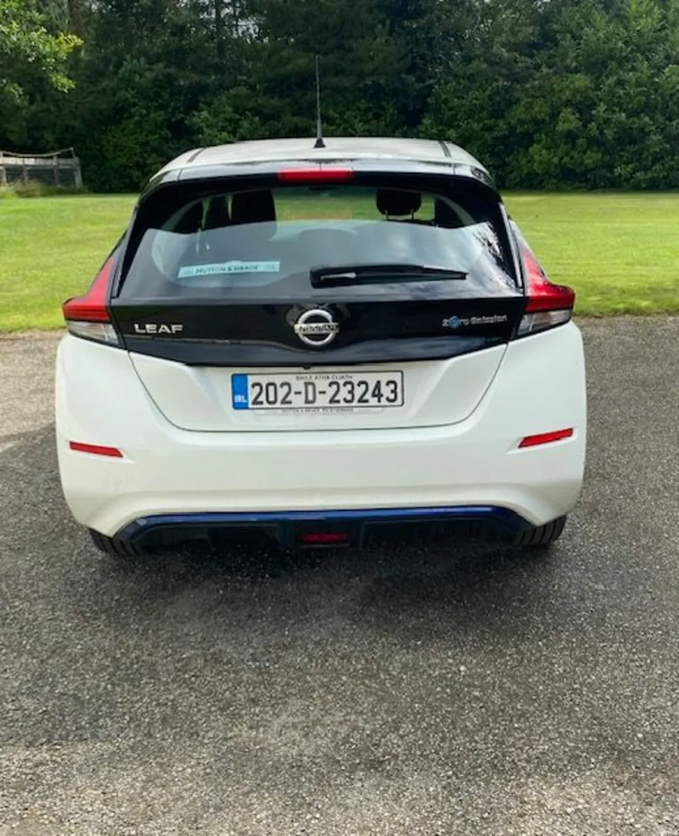 Nissan Leaf 40kwh SVE Full Electric - Image 4