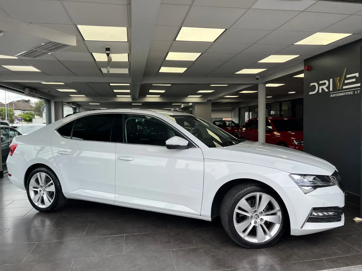 Skoda Superb 2021 1.4 Hybrid - Image 1