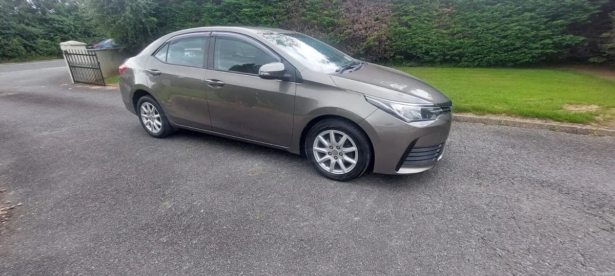 Toyota Corolla 2017 - Image 1