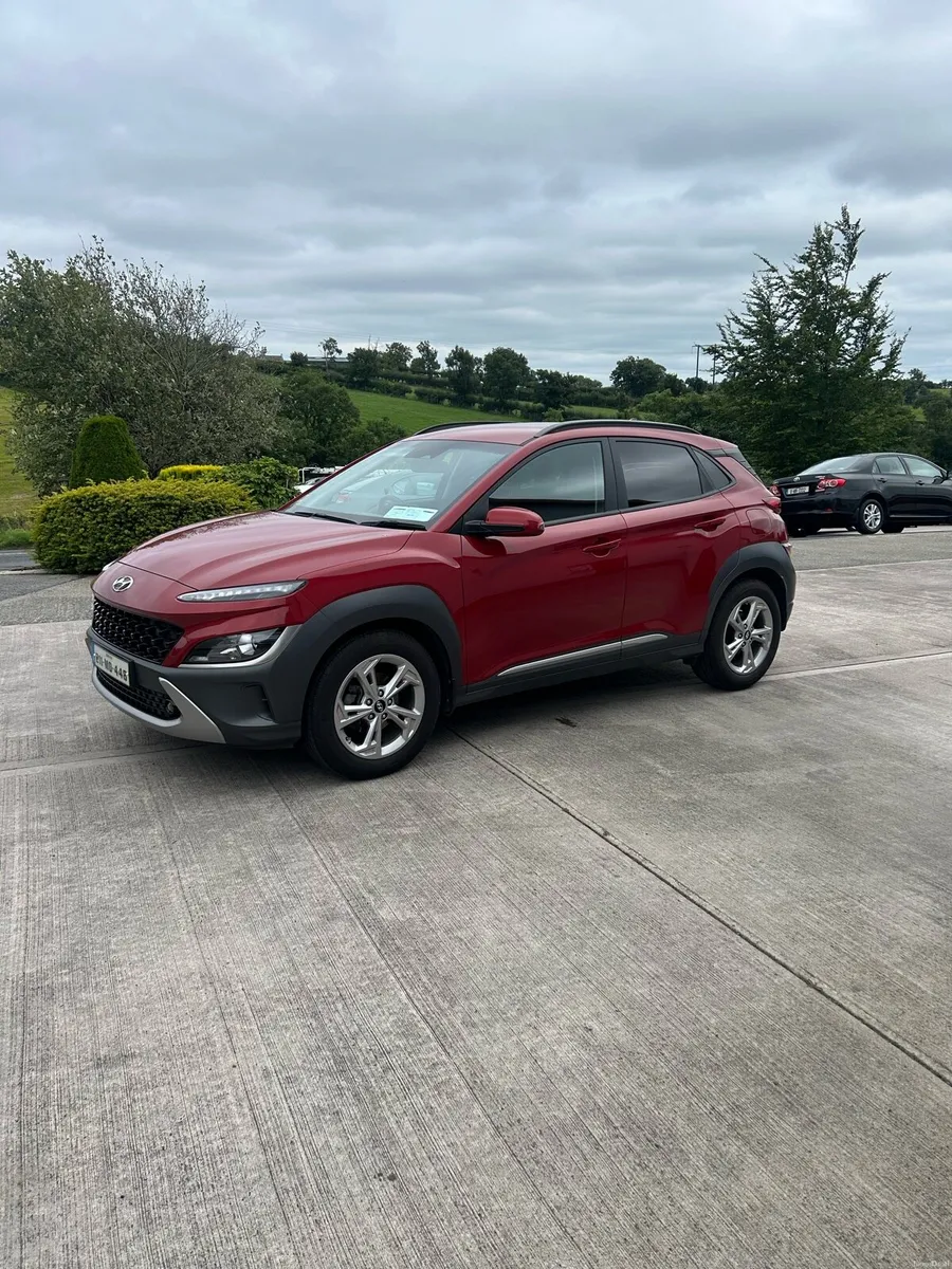 2021 Hyundai kona, high spec model, petrol … - Image 3