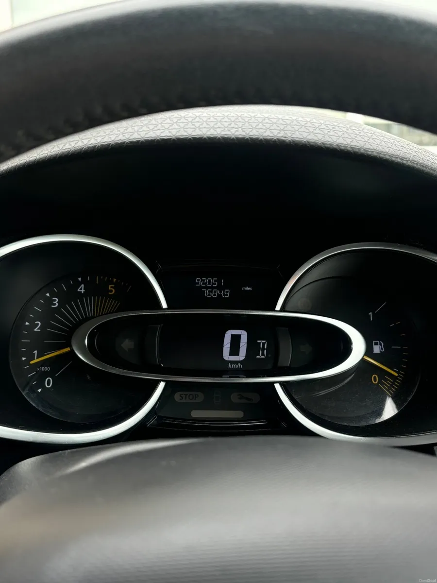 AUTOMATIC DIESEL Renault Clio 152 - Image 2