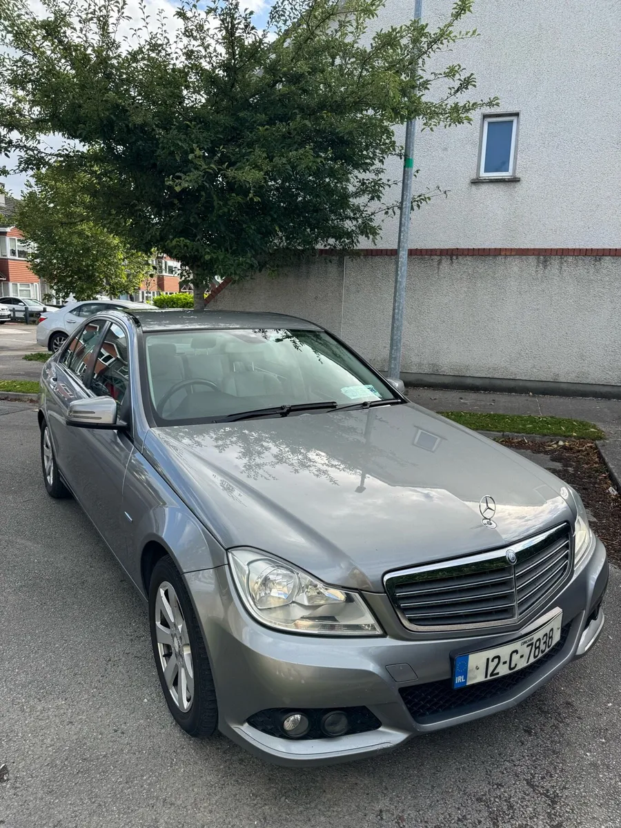 Mercedes-Benz C-Class C200 2012 - Image 1
