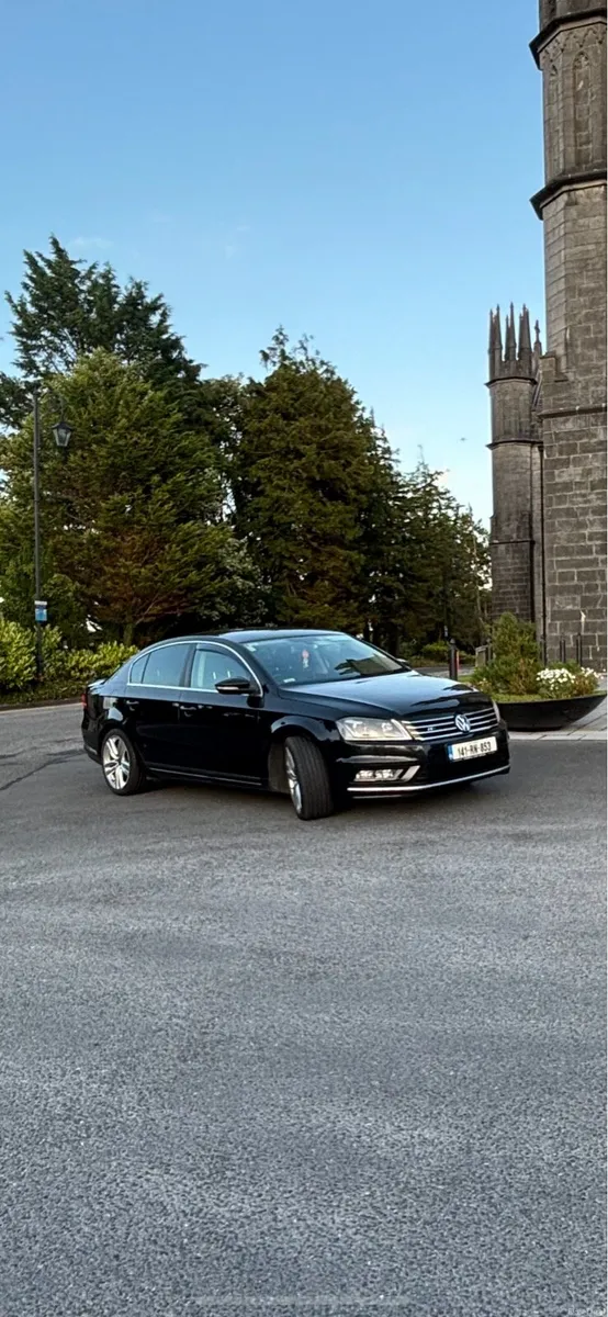 Volkswagen Passat 2.0 TDI R Line 140PS 4DR, 2014 - Image 1