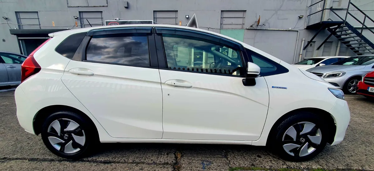 2018 Honda Fit | Hybrid - Image 4