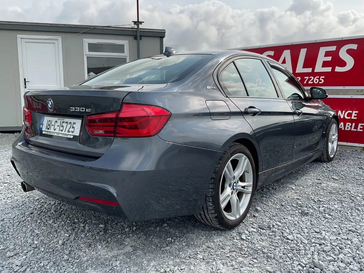 MW 330e AUTOMATIC M-SPORT PLUGIN HYBRID LOW KMS - Image 4