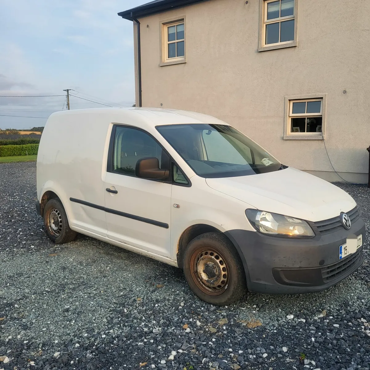 Volkswagen Caddy Van 2015 - Image 4