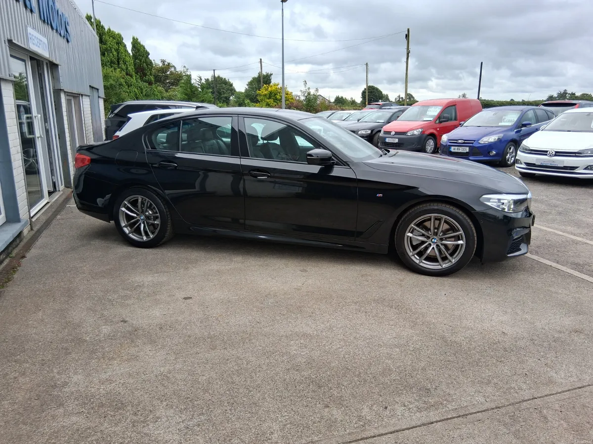 BMW 5-Series 2020 - Image 6