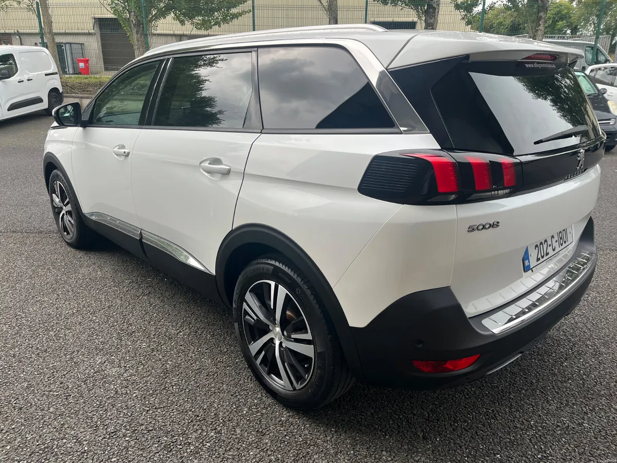 Peugeot 5008 1.2 Puretech 130bhp Allure - Image 4