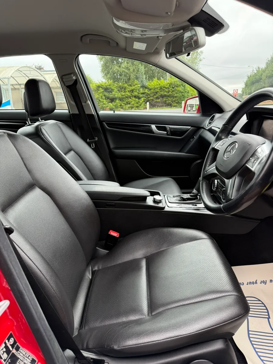 2014 Mercedes C200 2.2 Diesel - Image 4