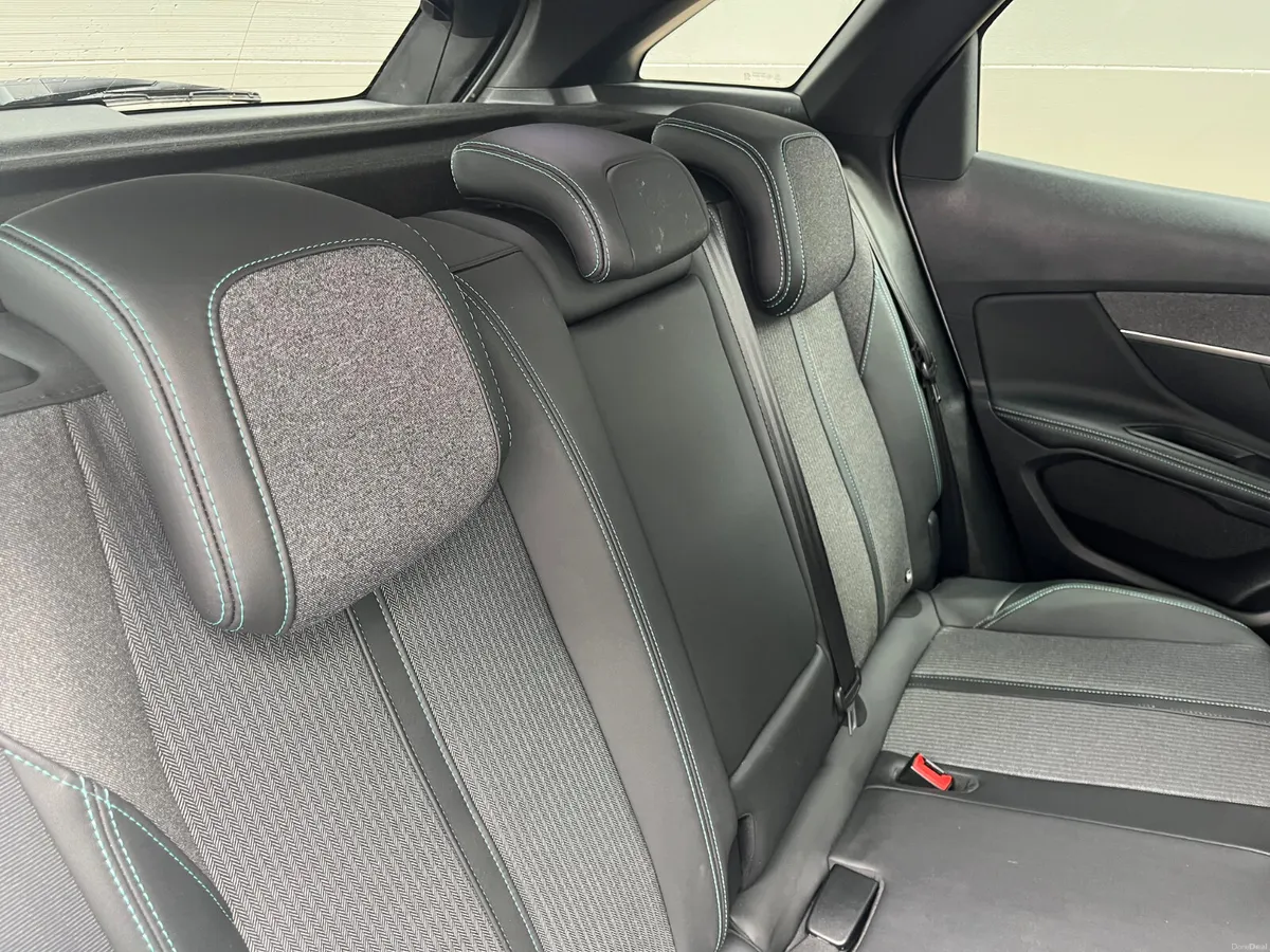 Peugeot 3008 2022 - Image 5
