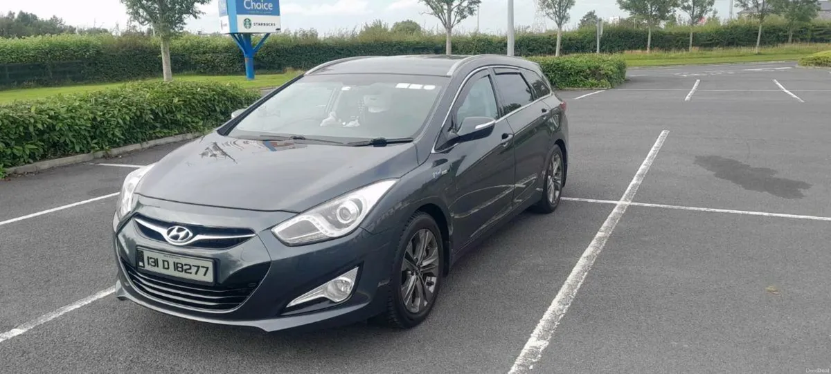 Hyundai i40 Estate - Image 2