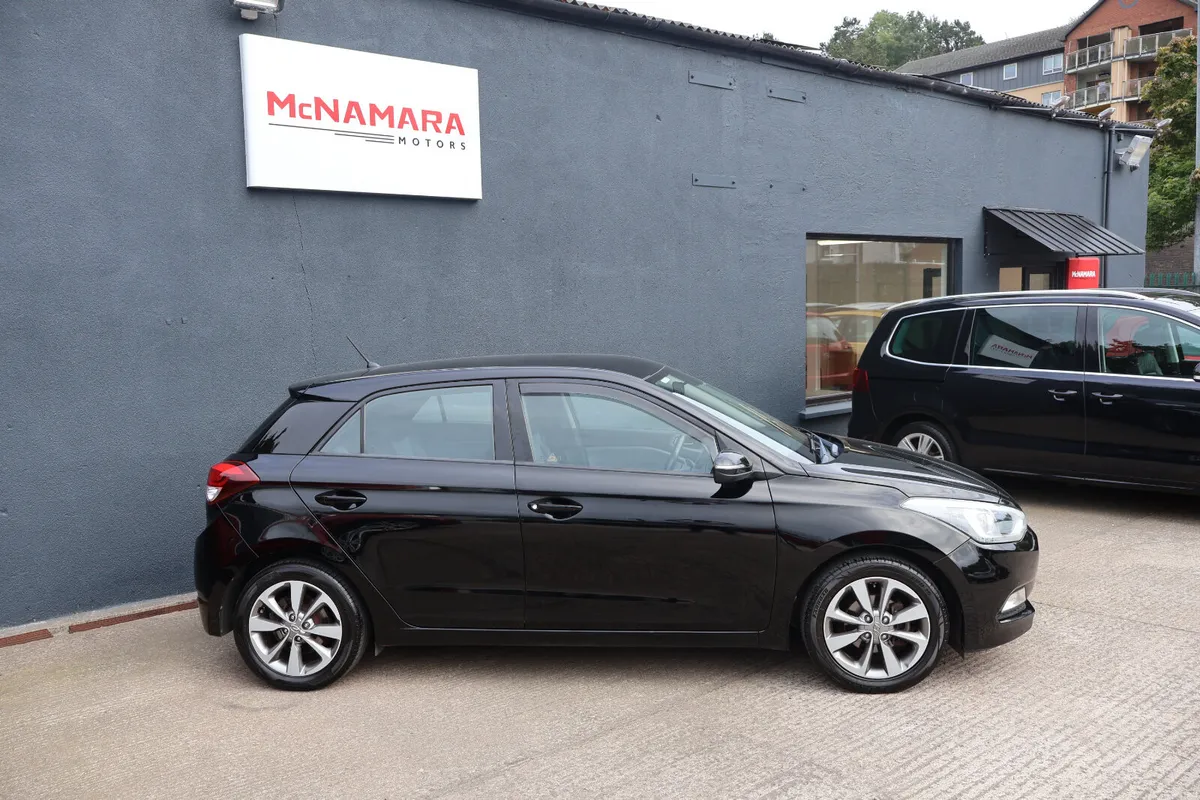 Hyundai i20 Deluxe 5dr Exceptional Condition! - Image 2