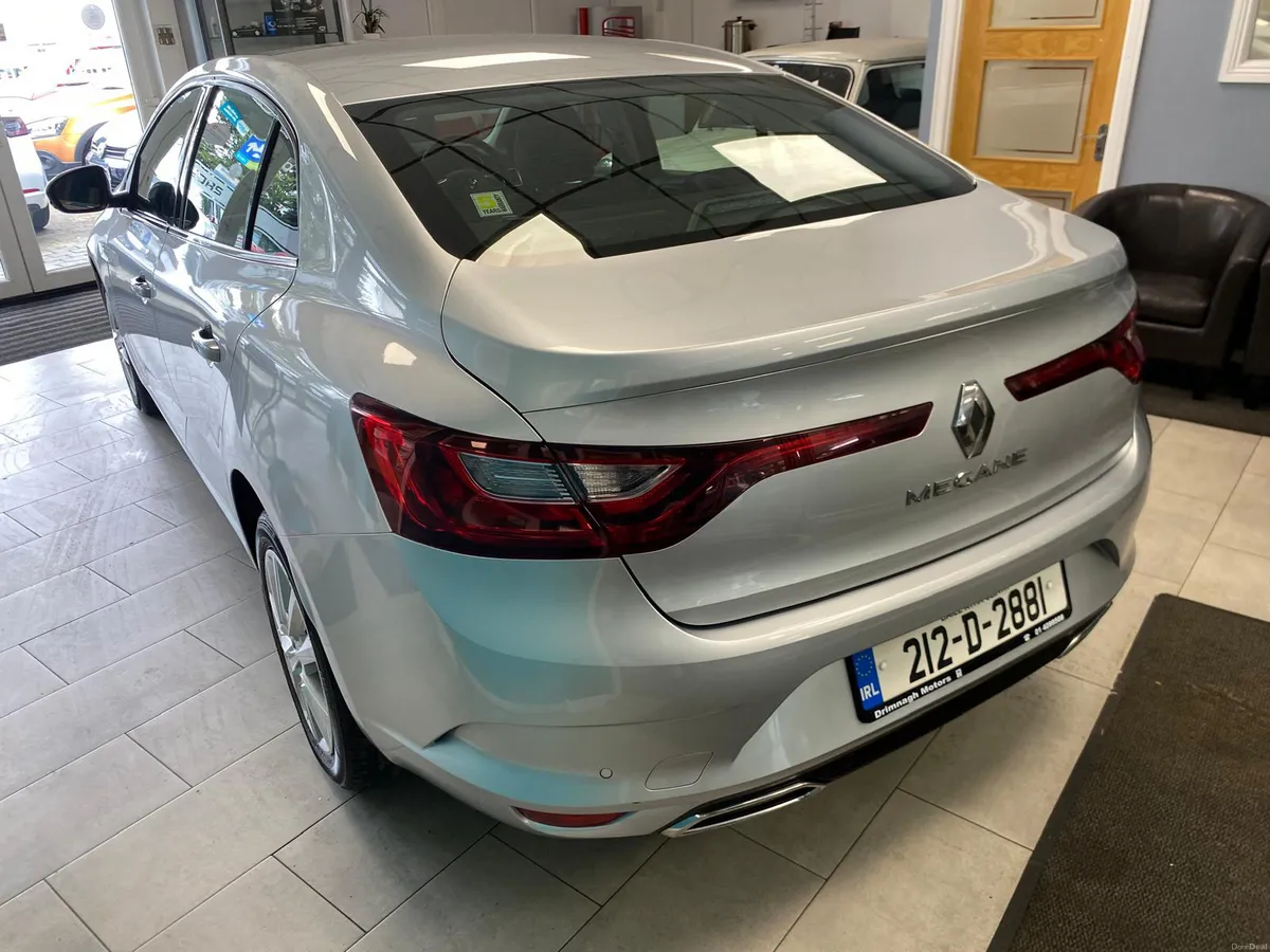 Renault Megane 1.0 TCE - Image 4