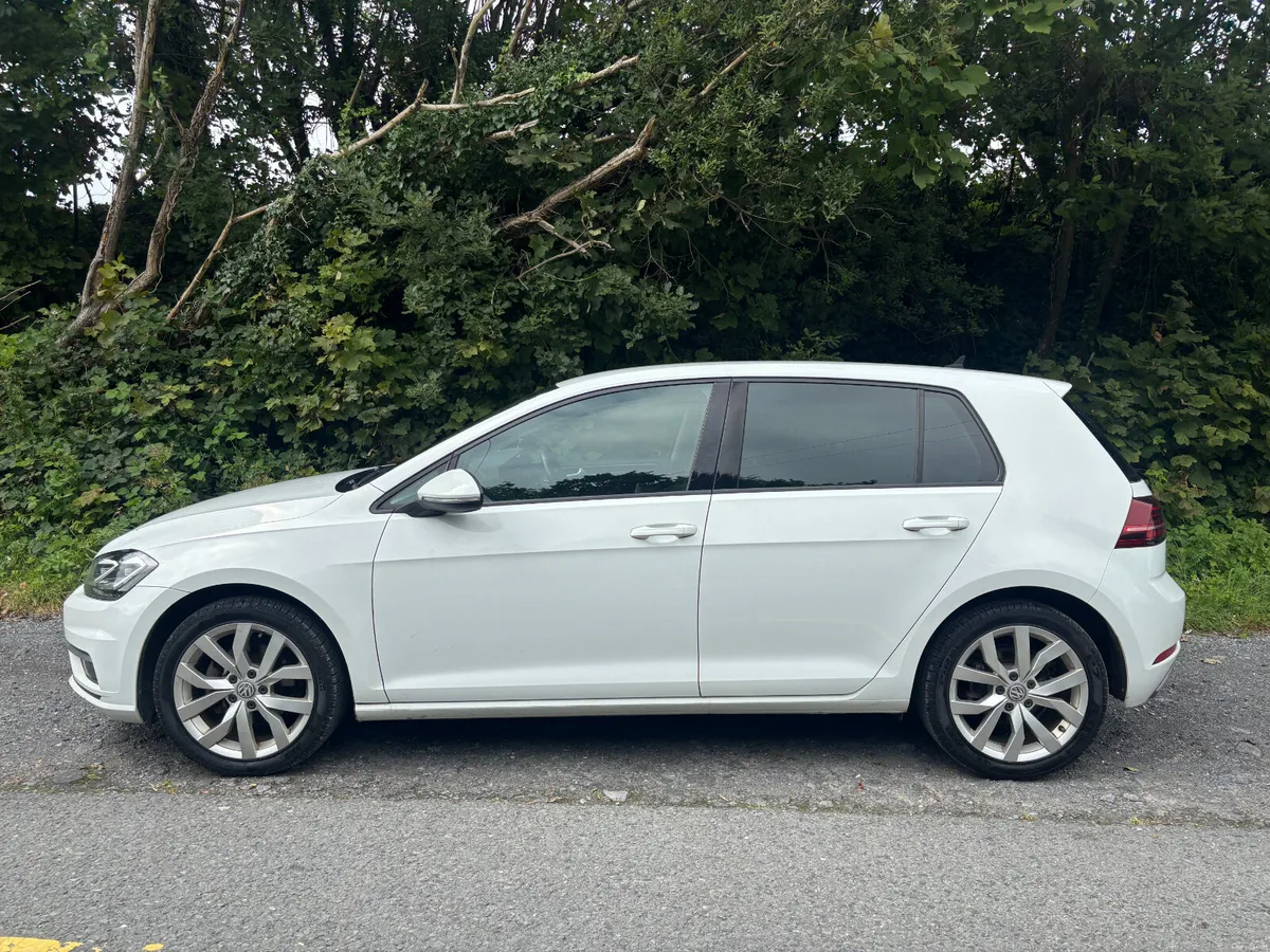 Volkswagen Golf TSI DSG Highline 2018 - Image 4