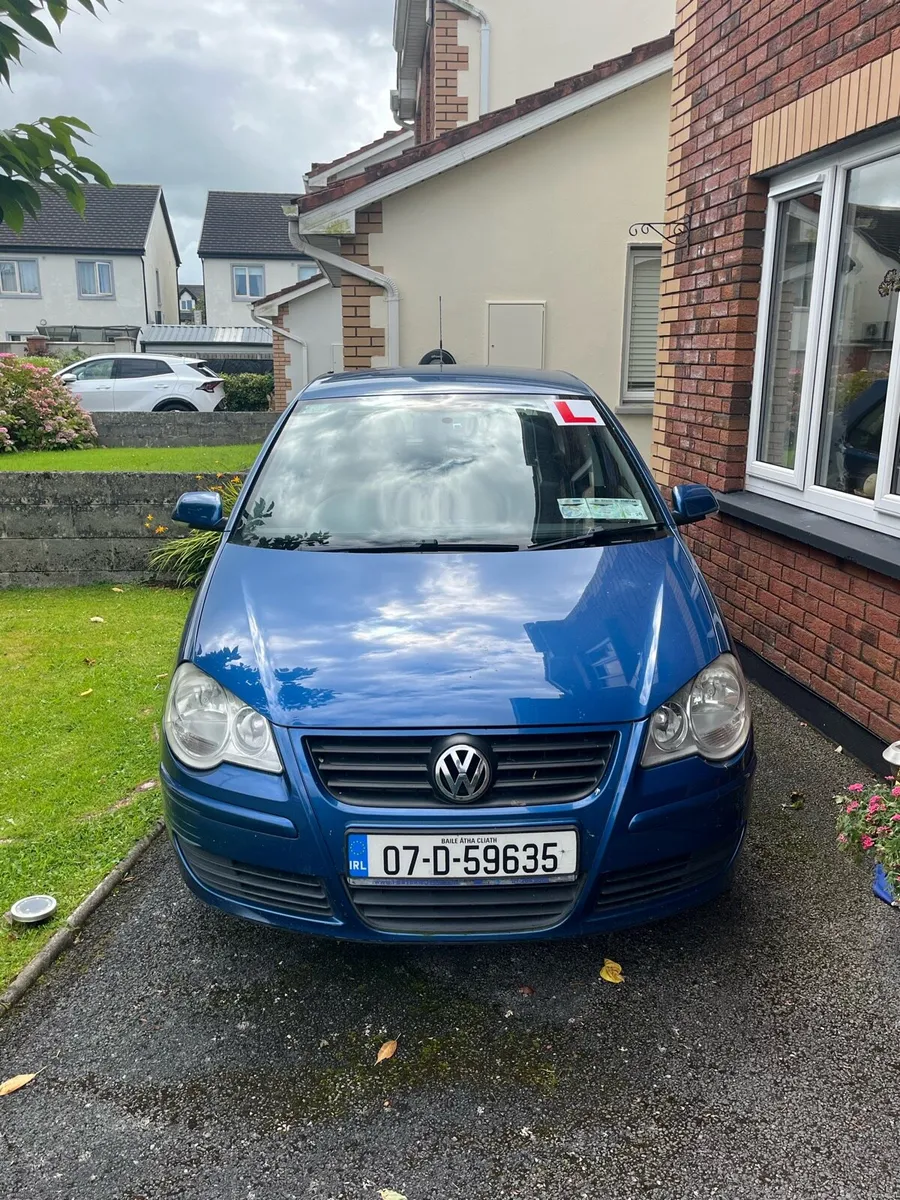 Volkswagen polo - Image 2