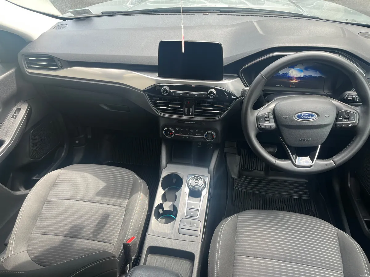 Ford Kuga 2023 - Image 6