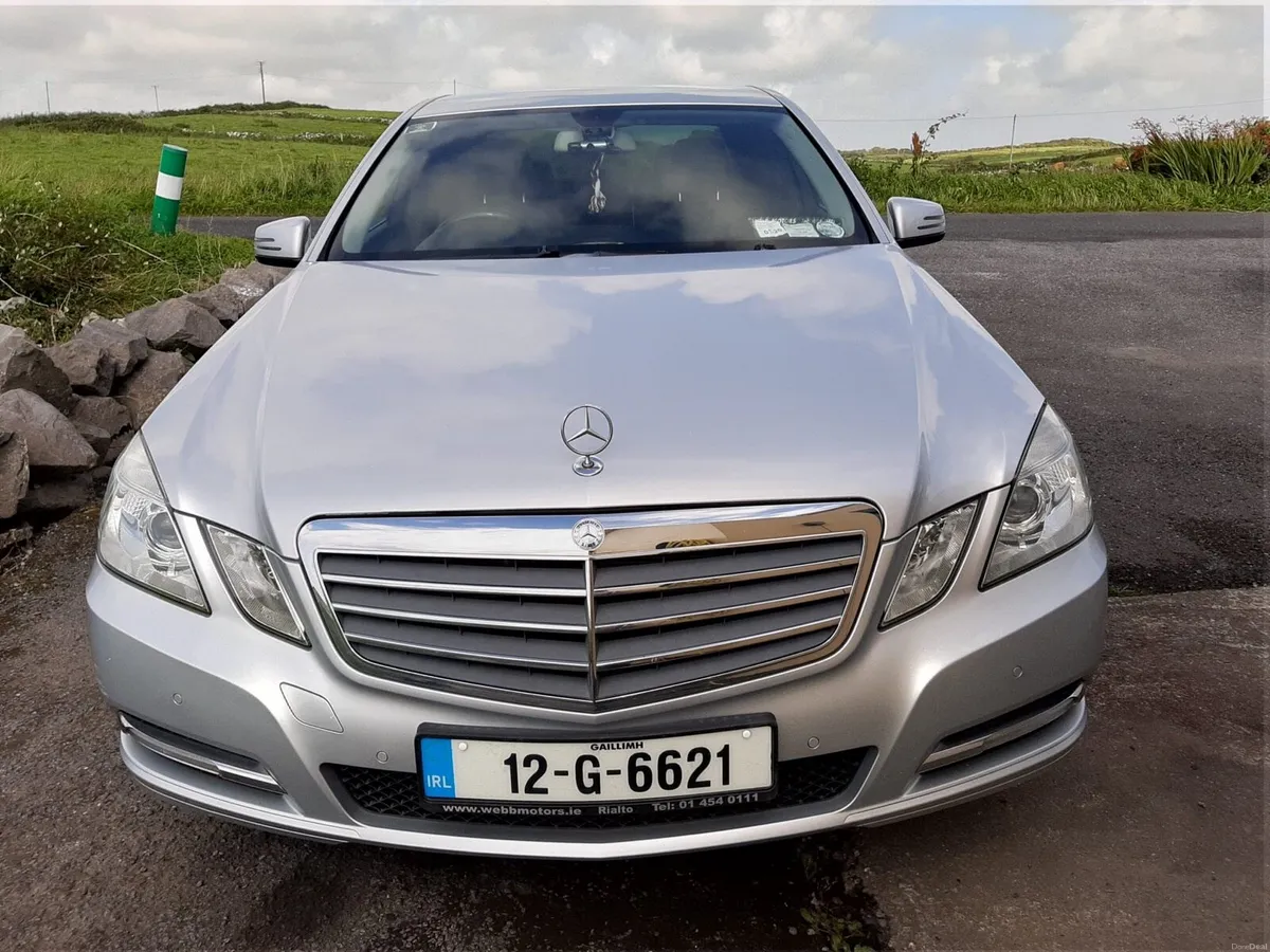2012 Mercedes E220 Diesel - Image 1