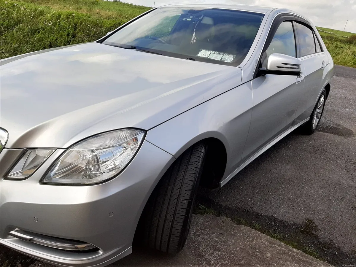 2012 Mercedes E220 Diesel - Image 3