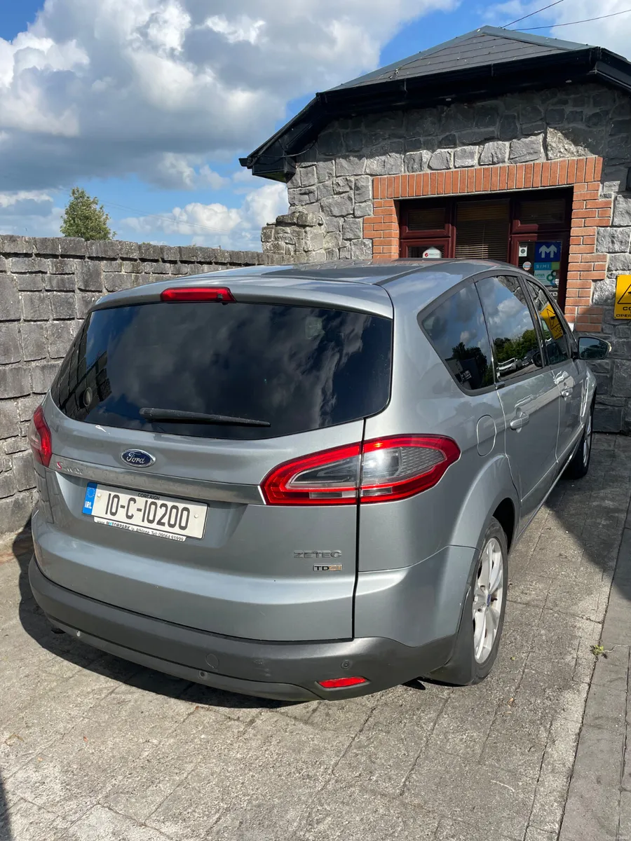 Ford S-Max 2010 - Image 4