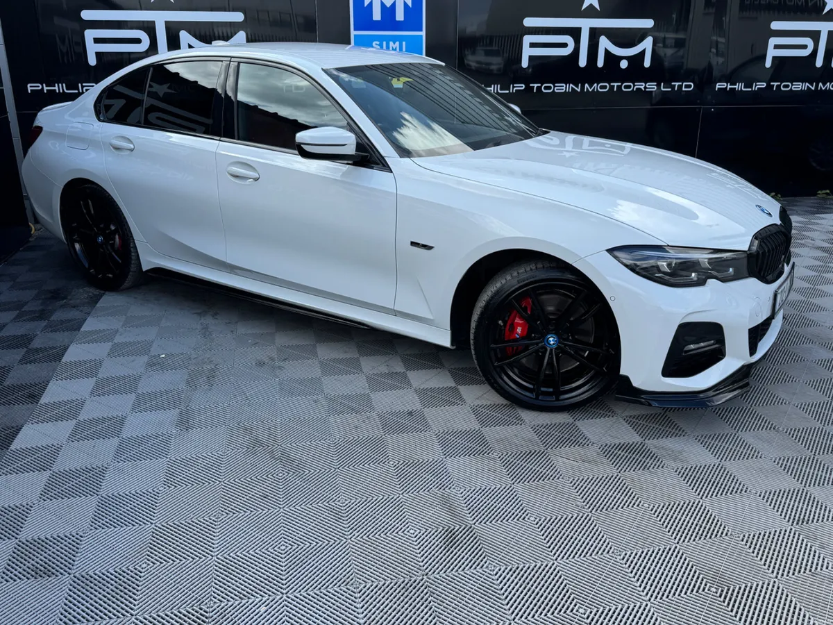 BMW 330e M Sport Pro M Performance G20 288HP Auto - Image 3