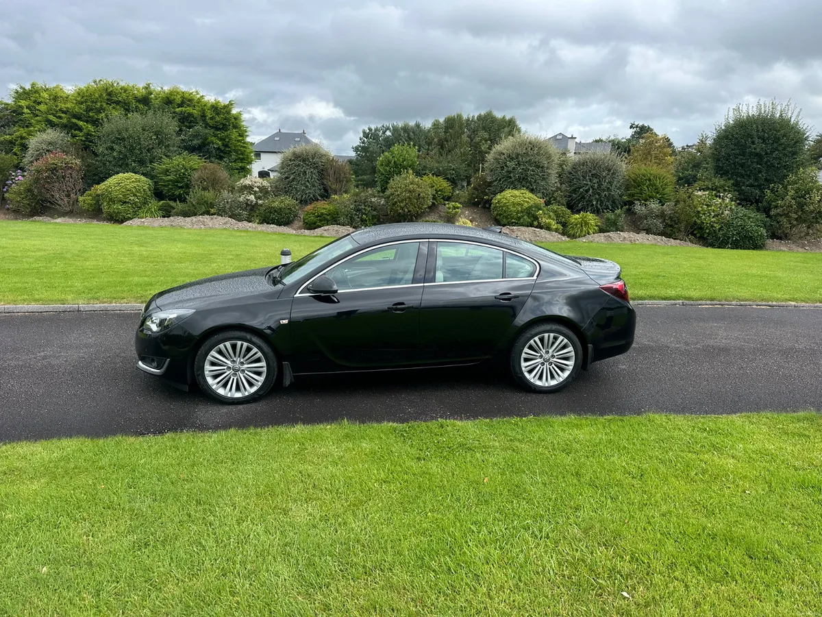 Opel Insignia ELITE (top spec ) - Image 2