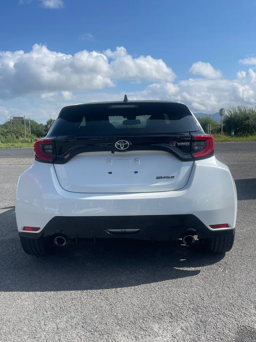 2021-2 Toyota Yaris GR Circuit Pack - Image 6