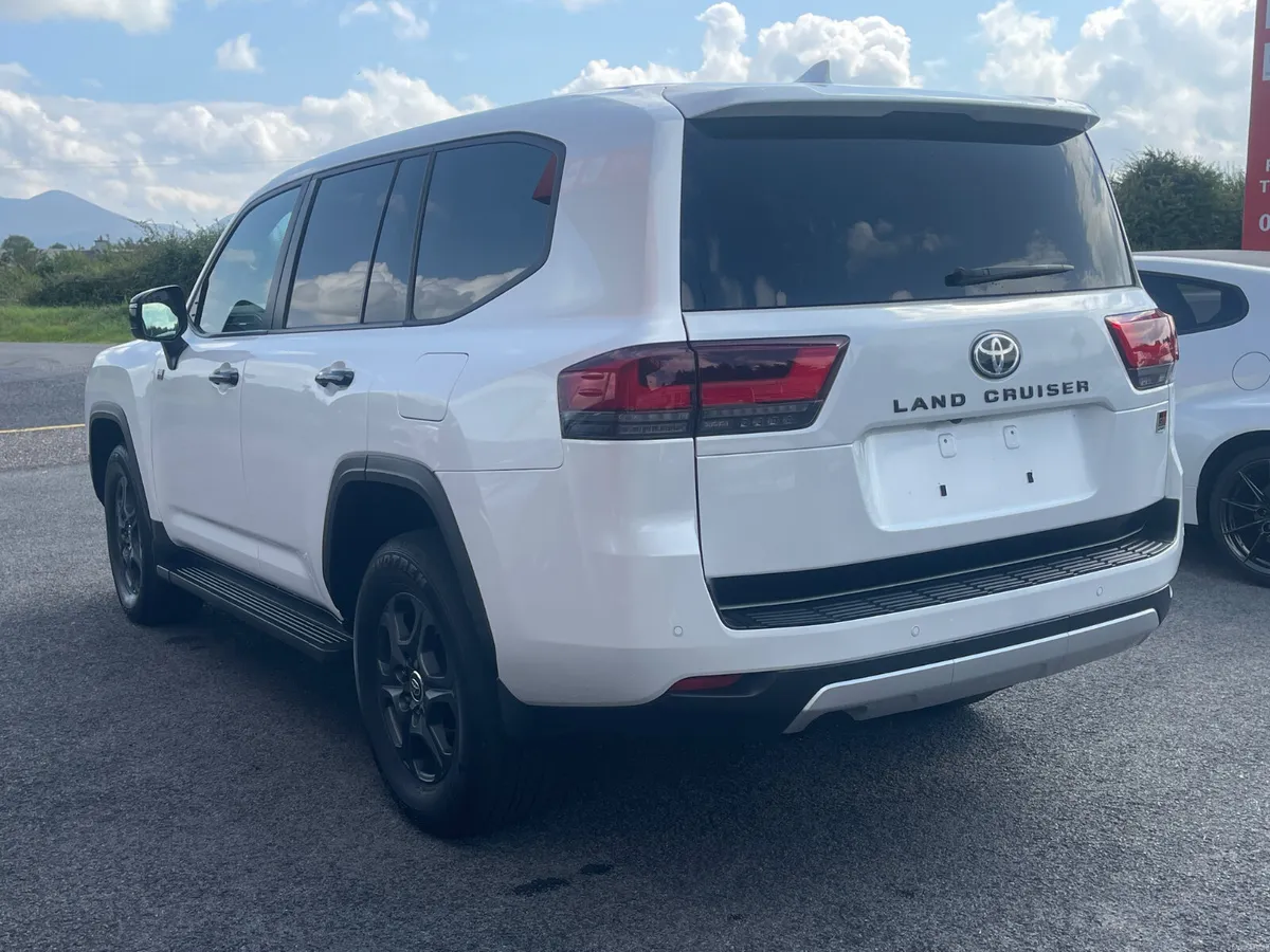 2021-1 Toyota Land Cruiser GR 2 seater commercial - Image 4