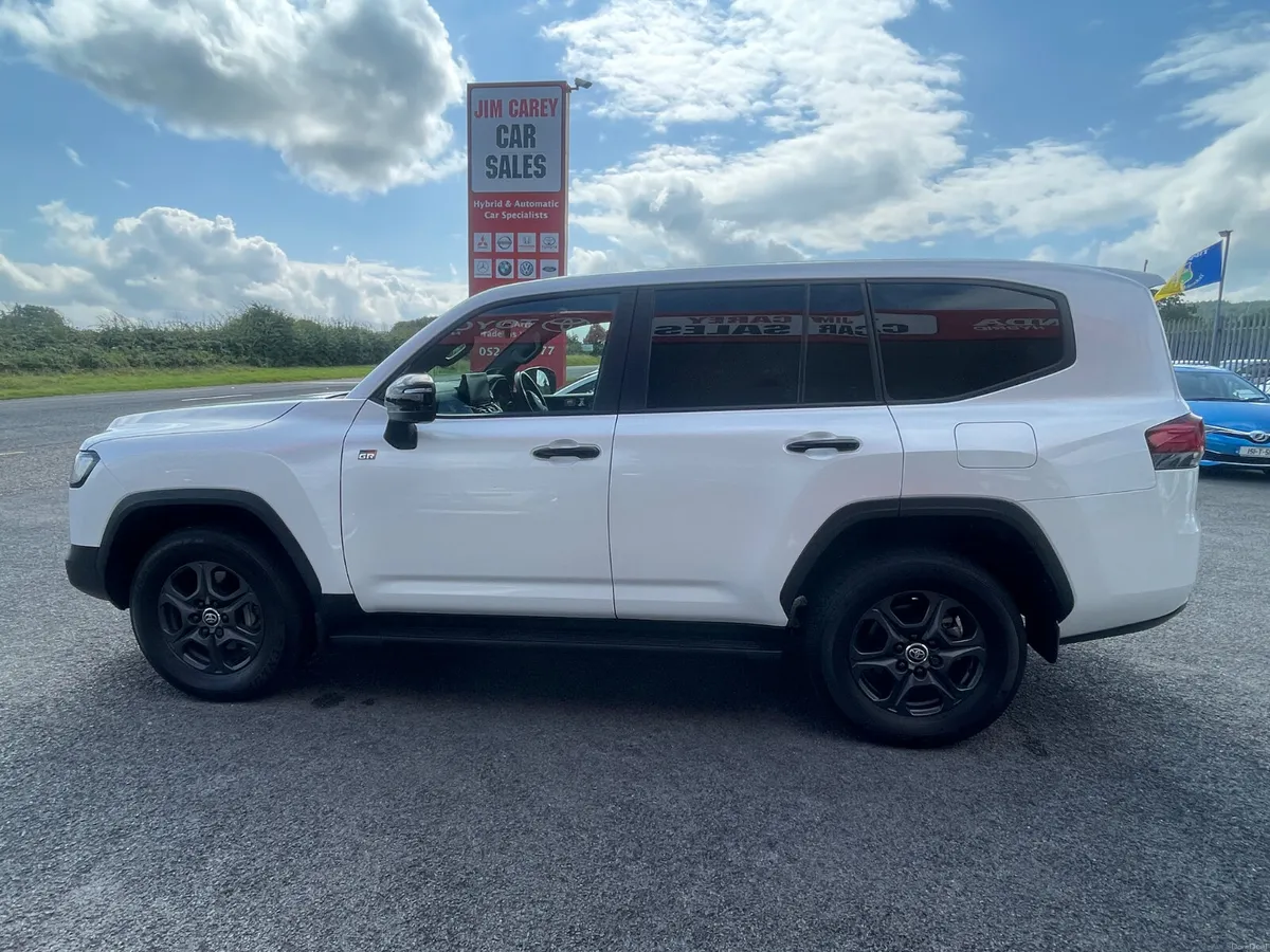 2021-1 Toyota Land Cruiser GR 2 seater commercial - Image 3